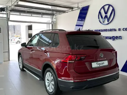 Volkswagen Tiguan 2022 года за 17 957 000 тг. в Атырау – фото 7