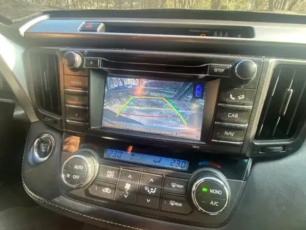 Toyota RAV4 2018 года за 12 700 000 тг. в Усть-Каменогорск – фото 16