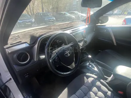 Toyota RAV4 2018 года за 12 700 000 тг. в Усть-Каменогорск – фото 8