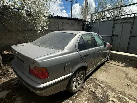BMW 328 1996 годаүшін1 350 000 тг. в Шымкент – фото 2