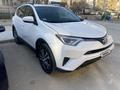 Toyota RAV4 2016 года за 8 290 000 тг. в Актау – фото 3