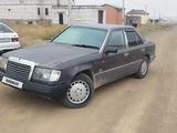 Mercedes-Benz E 230 1991 годаүшін1 500 000 тг. в Караганда – фото 2