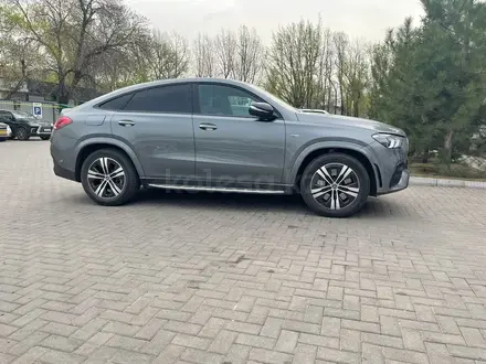 Оригинальные диски R20 на Mercedes GLE Мерседес за 730 000 тг. в Алматы – фото 17