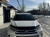 Toyota Highlander 2017 года за 16 500 000 тг. в Шымкент – фото 3