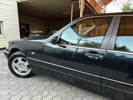 Mercedes-Benz S 320 1996 года за 3 950 000 тг. в Алматы – фото 17