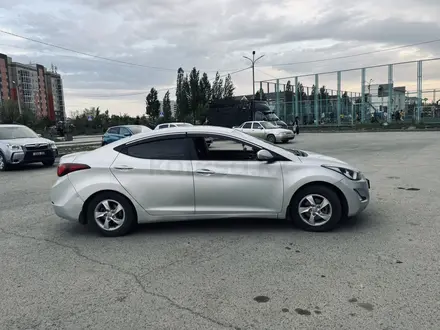 Hyundai Elantra 2014 года за 6 000 000 тг. в Уральск – фото 2