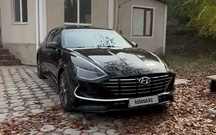 Hyundai Sonata 2021 года за 14 000 000 тг. в Алматы