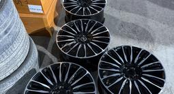 Диски с зимними шинами на Range Rover за 950 000 тг. в Алматы – фото 2