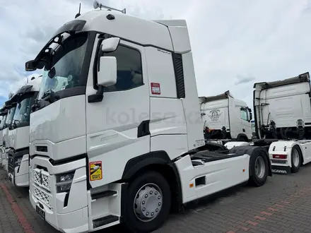 Renault  T-Series 2021 года за 36 000 000 тг. в Павлодар