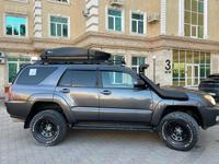 Toyota 4Runner 2003 годаfor9 900 000 тг. в Актау