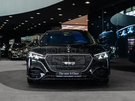 Mercedes-Benz S 580 4MATIC 2026 года за 138 129 000 тг. в Астана – фото 6