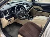 Toyota Highlander 2014 годаүшін11 400 000 тг. в Актау – фото 5