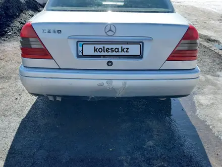 Mercedes-Benz C 220 1994 года за 1 500 000 тг. в Караганда – фото 3