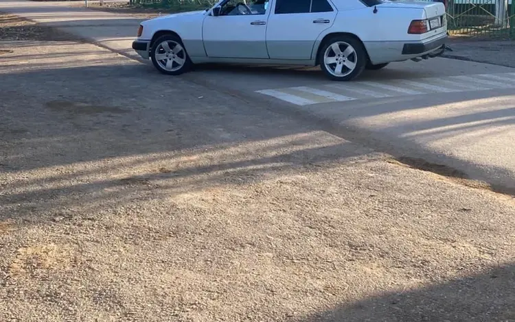 Mercedes-Benz E 230 1992 года за 1 400 000 тг. в Чунджа