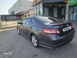 Toyota Camry 2011 года за 6 000 000 тг. в Шымкент – фото 3