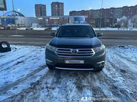 Toyota Highlander 2012 года за 12 500 000 тг. в Астана