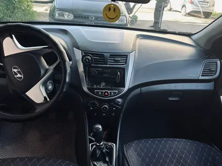 Hyundai Accent 2013 года за 3 500 000 тг. в Караганда – фото 3
