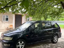 Mitsubishi Space Wagon, 2001