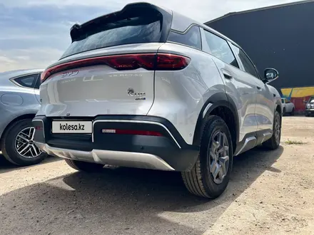 BYD Yuan Up 2025 года за 8 499 000 тг. в Алматы – фото 4