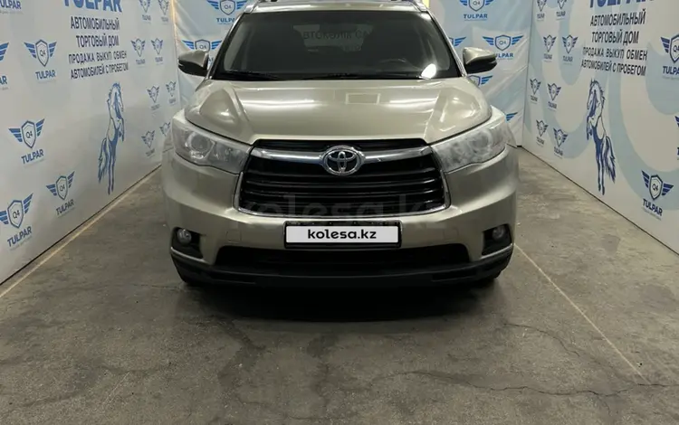 Toyota Highlander 2016 годаүшін15 690 000 тг. в Тараз