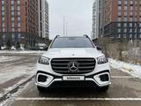 Mercedes-Benz GLS 580 2024 годаfor89 000 000 тг. в Астана – фото 2