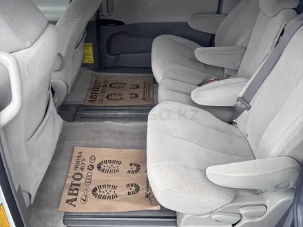 Toyota Sienna 2010 года за 7 700 000 тг. в Атырау – фото 16