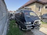 Mitsubishi Delica 1992 годаfor2 000 000 тг. в Алматы – фото 2