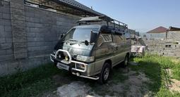 Mitsubishi Delica 1992 годаfor2 000 000 тг. в Алматы