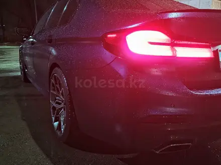 BMW 530 2020 года за 27 500 000 тг. в Алматы – фото 10