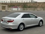 Toyota Camry 2017 годаfor10 500 000 тг. в Шымкент – фото 3