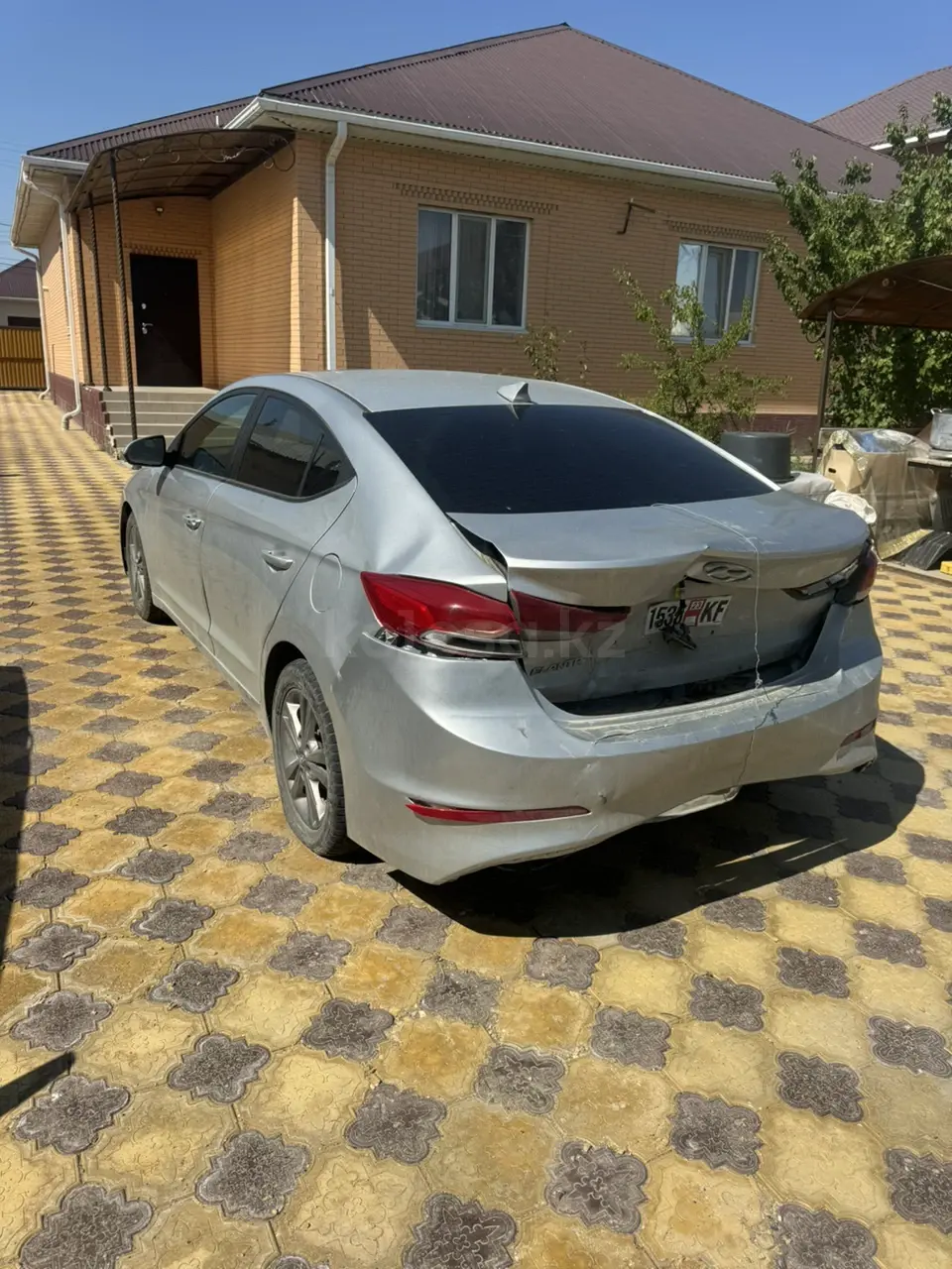 Hyundai Elantra, 2016
