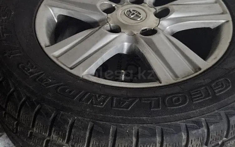 Шины зимние 285/60/18 за 350 000 тг. в Актау