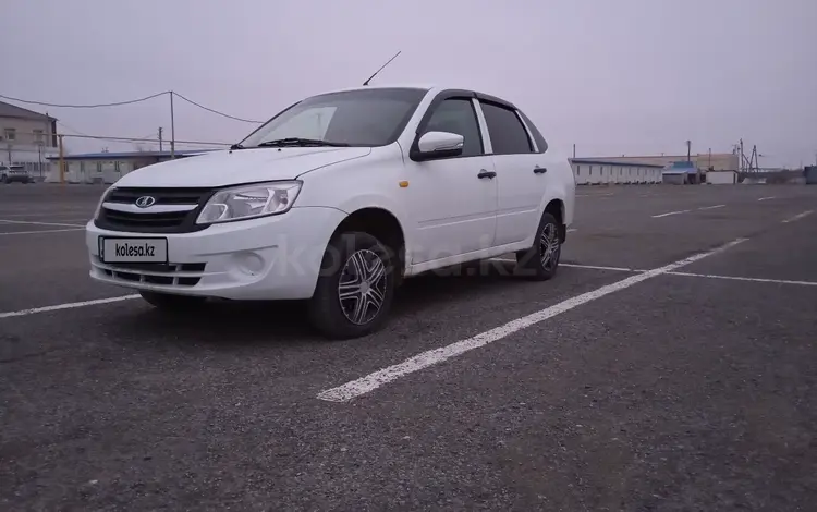 ВАЗ (Lada) Granta 2190 2013 годаүшін2 100 000 тг. в Атырау