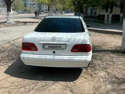 Mercedes-Benz E 280 1996 годаүшін2 500 000 тг. в Балхаш – фото 6