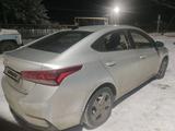 Hyundai Solaris 2017 годаfor7 000 000 тг. в Уральск – фото 4