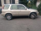 Honda CR-V 2000 годаfor3 800 000 тг. в Алматы – фото 4