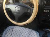 Opel Astra 2001 года за 2 000 000 тг. в Актобе – фото 4