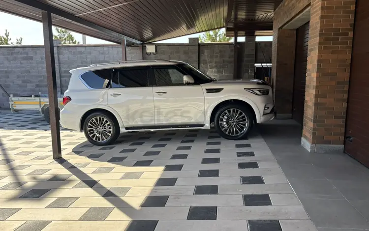 Infiniti QX80 2022 годаүшін35 000 000 тг. в Астана