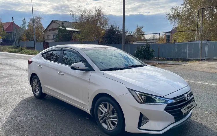 Hyundai Elantra 2019 года за 8 000 000 тг. в Уральск