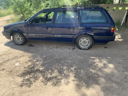 Volkswagen Passat 1991 года за 830 000 тг. в Семей – фото 5