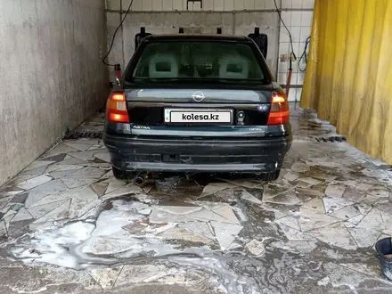 Opel Astra 1996 года за 600 000 тг. в Алматы