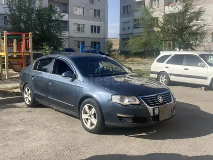 Volkswagen Passat 2005 года за 3 500 000 тг. в Алматы – фото 5