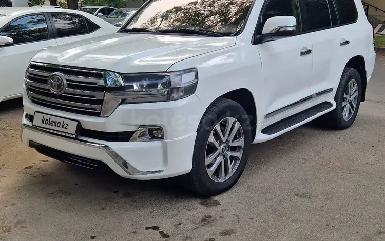 Toyota Land Cruiser 2011 годаүшін16 500 000 тг. в Алматы