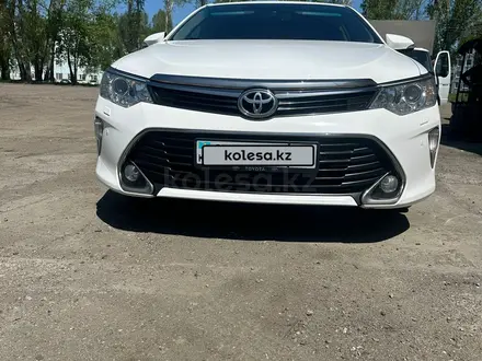 Toyota Camry 2016 годаүшін11 000 000 тг. в Усть-Каменогорск – фото 6