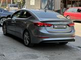 Hyundai Elantra 2016 годаfor7 800 000 тг. в Алматы – фото 3