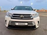 Toyota Highlander 2018 года за 19 000 000 тг. в Туркестан