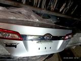 Крышка багажника Toyota Camry 50 Американец за 250 000 тг. в Астана