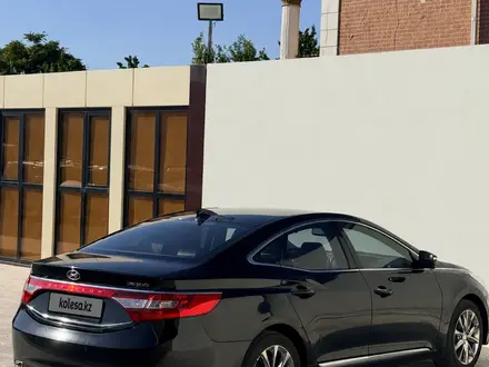 Hyundai Grandeur 2013 года за 8 500 000 тг. в Шымкент – фото 12