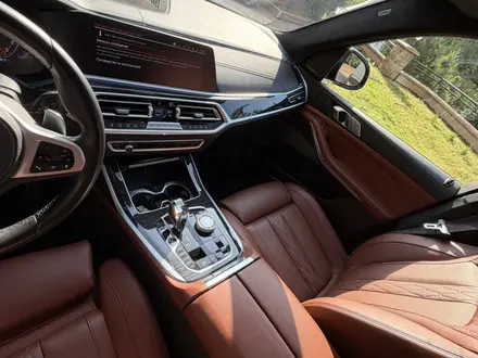 BMW X7 2022 года за 53 000 000 тг. в Алматы – фото 13