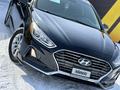 Hyundai Sonata 2018 годаfor7 250 000 тг. в Атырау – фото 2